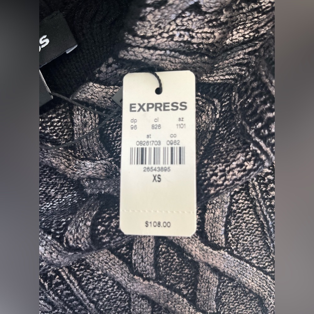 🖤GREAT GIFT! Black & Gold metallic cable knit sweater,size XS, NWT-see video 🎥 - Picture 9 of 15